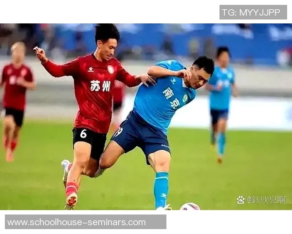 南京足球队逆袭之路揭秘：从默默无闻到大师赛的辉煌征程
