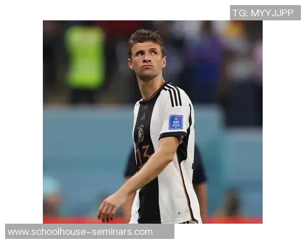 墨西哥足球明星的辉煌成就与影响力探讨 墨西哥足球明星的辉煌成就与影响力探讨