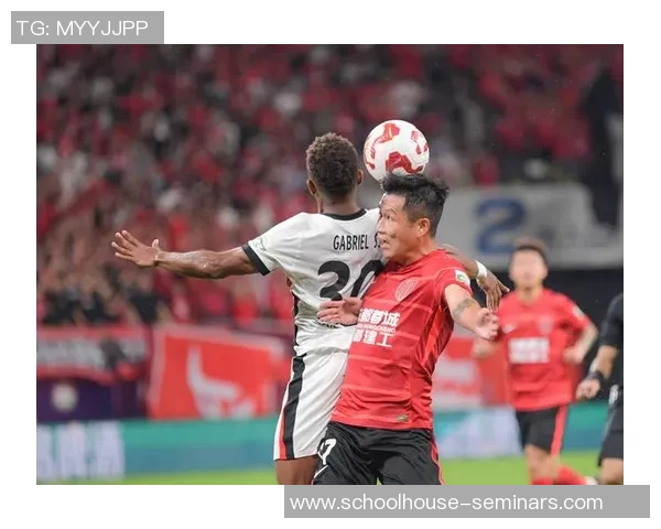 成都足球队状态对比深度解析及未来发展趋势探讨 成都足球队状态对比深度解析及未来发展趋势探讨