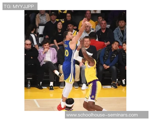 杭州篮球队防守策略解析与战术创新的深度剖析 杭州篮球队防守策略解析与战术创新的深度剖析