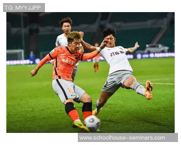 深圳足球队以93分稳居锦标赛积分榜首位争夺冠军前景广阔