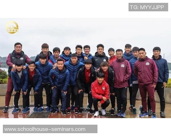 藏族情侣头像与足球明星的浪漫故事与梦想追逐