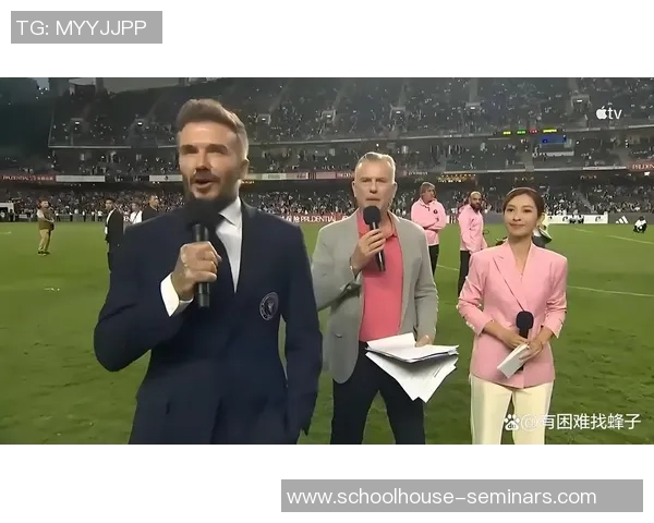 足球明星比赛中突发晕倒事件引发广泛关注视频记录瞬间震惊全场