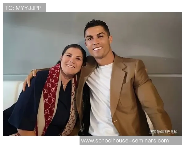 足球明星私下时尚穿搭大揭秘精彩瞬间尽在其中