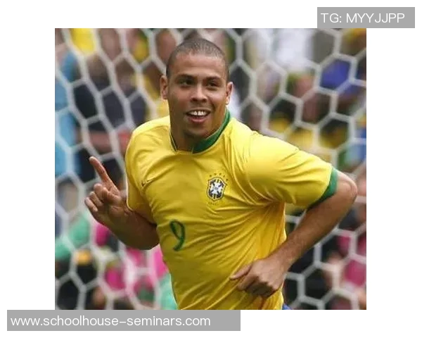 足球明星罗纳尔多身高揭秘他在绿茵场上的优势与影响力分析