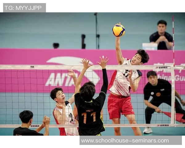 重庆排球队防守策略揭秘：深度解析排球战术与技术的完美结合