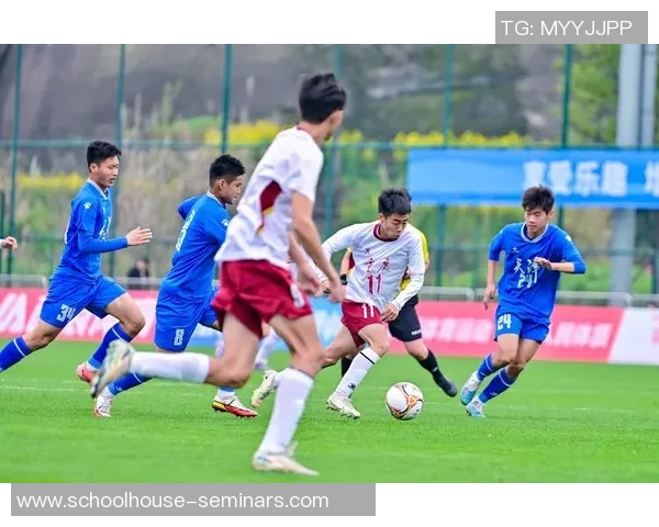 重庆足球队阵地战分析：优劣势与未来发展方向探讨