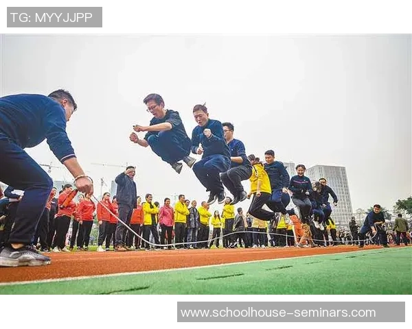 极限运动联赛点评：重庆攀岩队的耐力表现