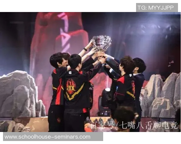 聚焦DOTA2：FPX的比赛经验话题